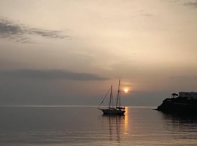 Seascape Krithoni *